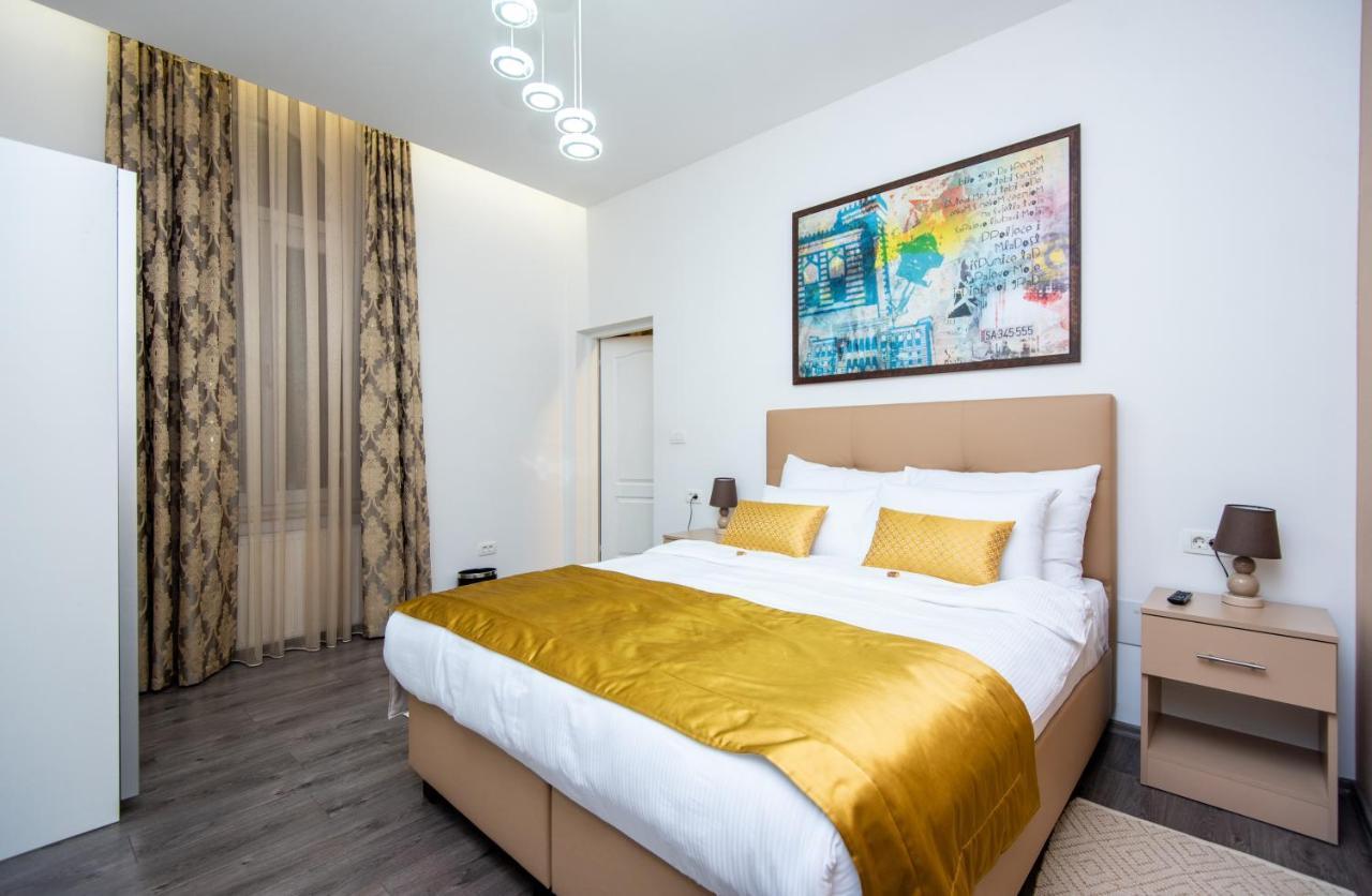 Megapolis Main Street Suites Sarajevo Esterno foto